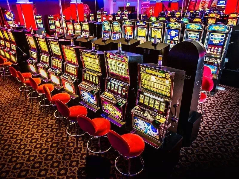 Daudzās kazino bonusu spēles tiešsaistē, kas izplatītākās, koncentrējas uz video spēļu automātiem