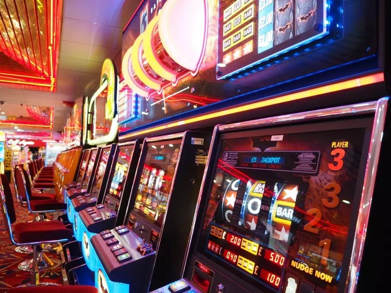 EvoPlay kazino ar labākajiem reģistrēšanās bonusiem un multi lines izmaksu līnijām