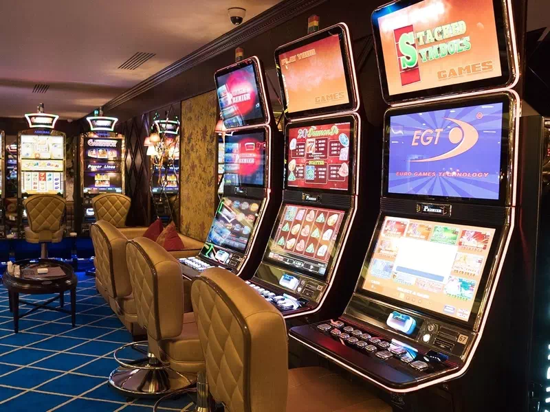 Izbaudi jaunās paadzues kazino burvību