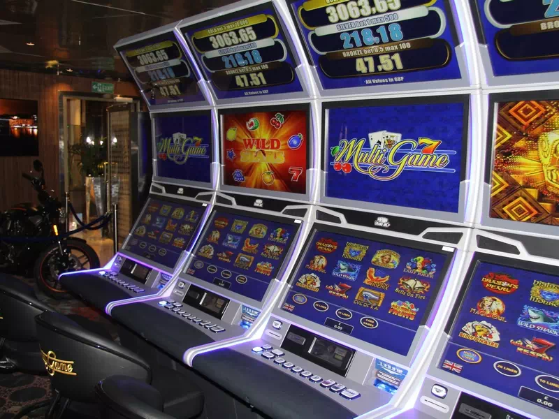 Izbaudot aizraujošu izklaides pieredzi klātienes kazino kruīza kuģos