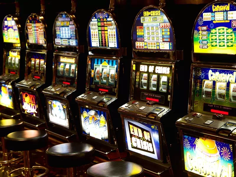Kāpēc pievienoties online kazino ar 40 gadus pieredzes uzņēmuma programmatūru?